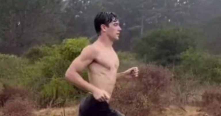 Video: el tremendo entrenamiento bajo lluvia de Franco Colapinto