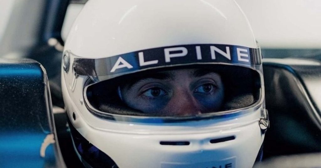Franco Colapinto volvió a la actividad en la sede de Alpine e inició su preparación para los test de la Fórmula 1