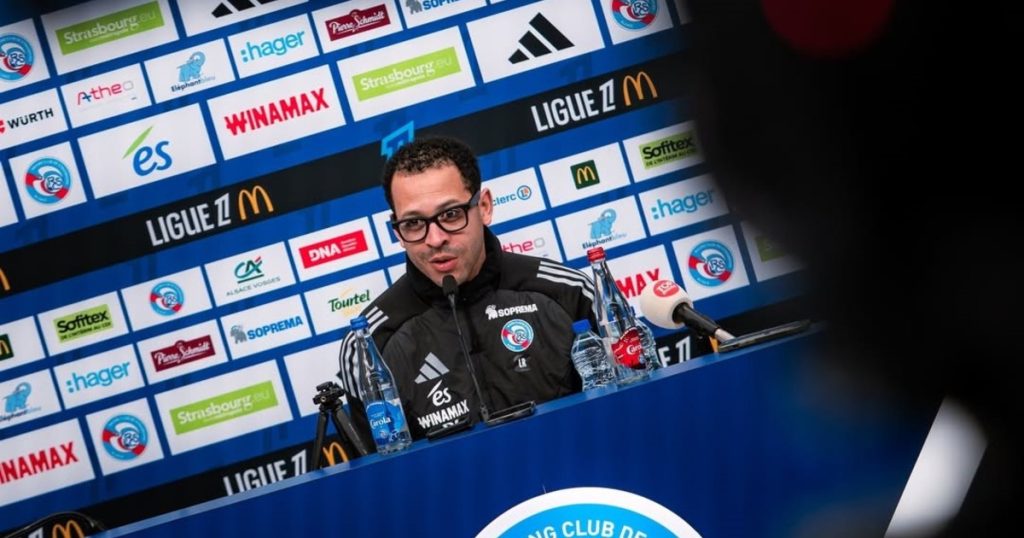 Confirmado: Liam Rosenior será el técnico de Enzo Fernández, Garnacho y Buonanotte en el Chelsea