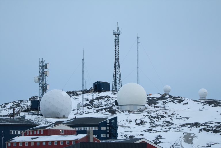 Trump anuncia que impondrá nuevos aranceles de hasta el 25% a los países que participan en las maniobras en Groenlandia