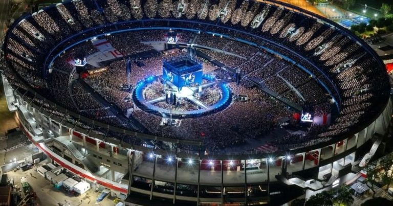 Los recitales en los estadios del fútbol argentino, otra razón para el pésimo estado de los campos de juego: cuántos millones les generaron a los clubes