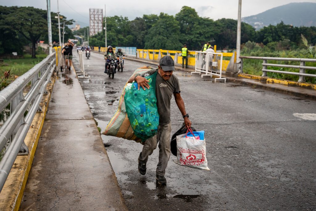 Militares en las calles y periodistas detenidos: Venezuela se blinda tras la captura de Maduro