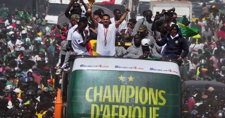 La Copa Africana de Naciones llegó a su fin: Senegal fue una fiesta para los campeones y Marruecos sufre en silencio pero con el apoyo del Rey