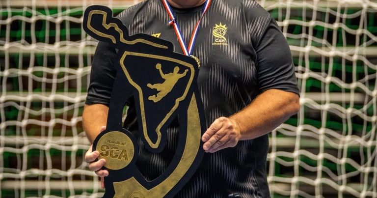 Rodolfo Jung, DT de Los Gladiadores, tras ganar la final del Sur-Centro ante Brasil, con Olé: “Eran más fuertes, pero creímos”