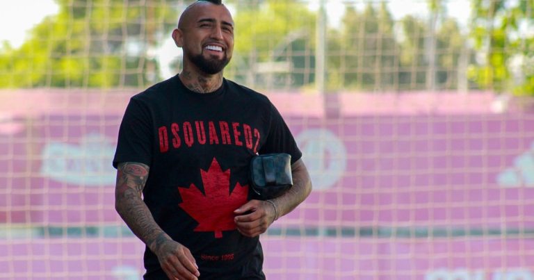 La nueva polémica de Arturo Vidal: se consideró el mejor mediocampista de la historia y menospreció a dos argentinos