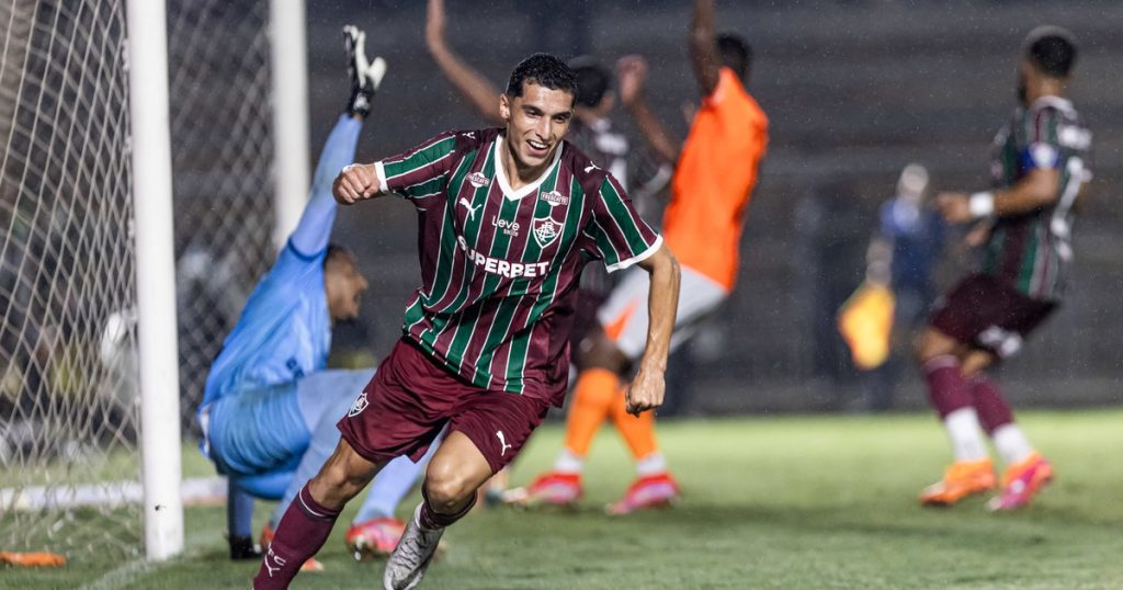 Lo pidió Boca y metió doblete: Serna clave para Fluminense
