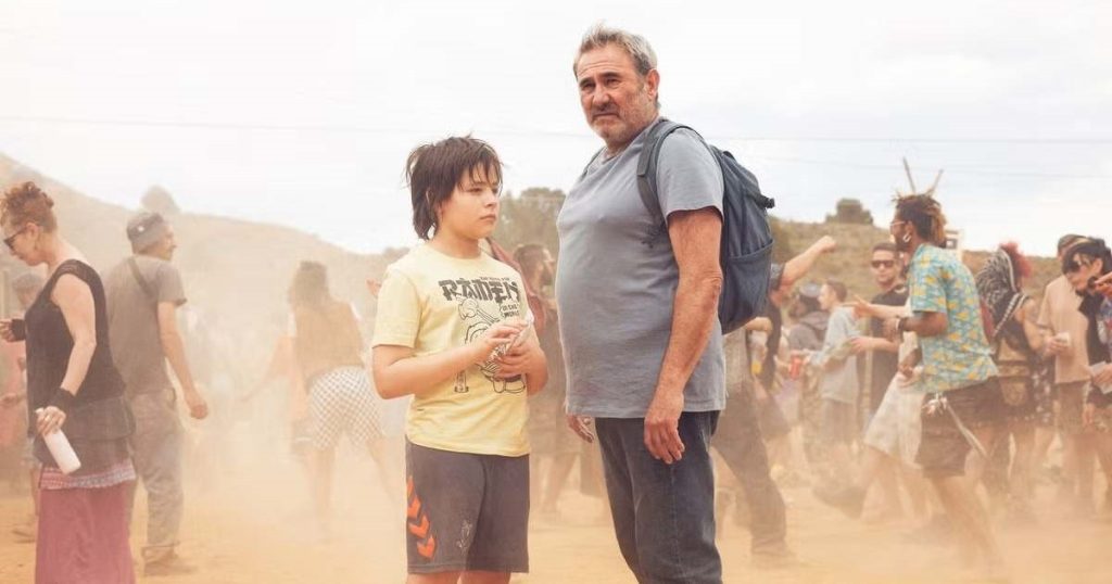 "Sirât": la película escrita por un argentino que llega a los Oscar como un devastador golpe al estómago