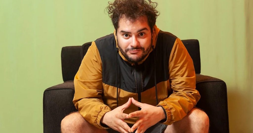 Cómo es la casa de Homero Pettinato: antigua y con algunos problemas