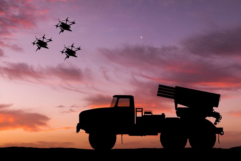 Trump quiere usar armas letales autónomas