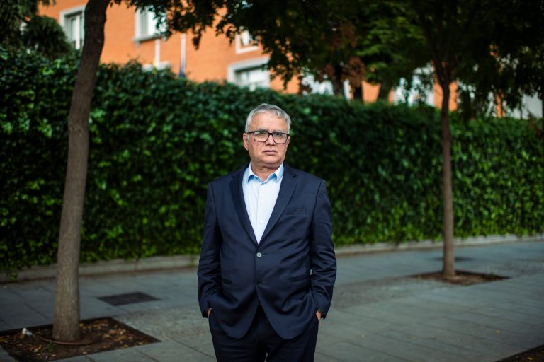 El opositor iraní Taghi Rahmani: “El régimen de Irán es cada vez más agresivo y necesita silenciar voces”