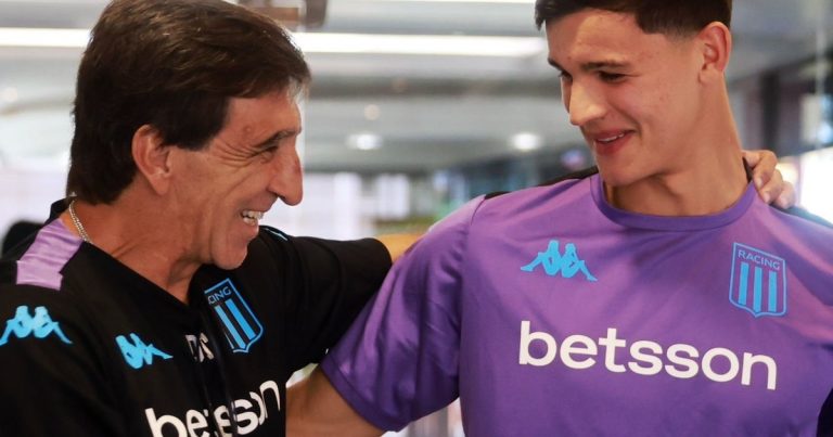 La decisión que debe tomar Costas con Valentín Carboni y un mensaje puertas adentro