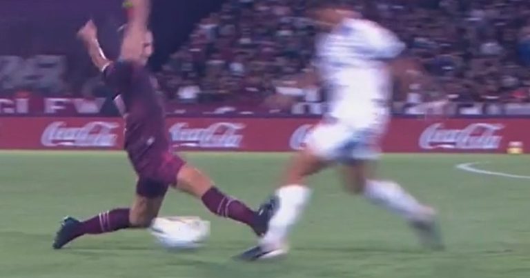 Video: podía ser roja para Izquierdoz y Lamolina terminó el partido