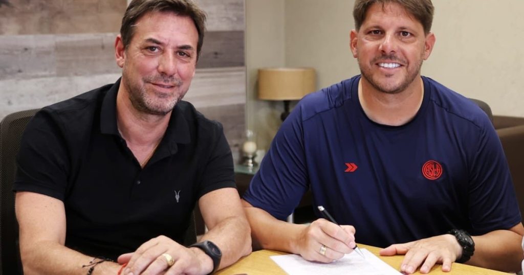 San Lorenzo y el fuerte respaldo a Ayude: mejora salarial y extensión del contrato