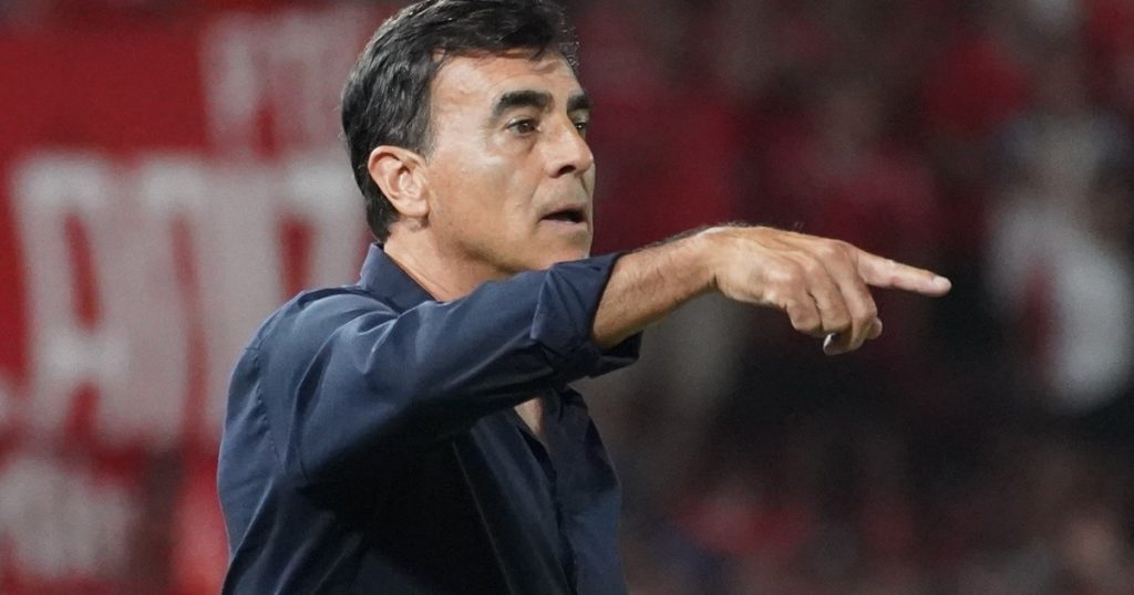 Quinteros, tras el empate de Independiente ante Vélez: “No me preocupa no ganar”