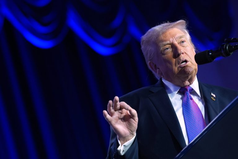 El hundimiento de EE UU en la infamia