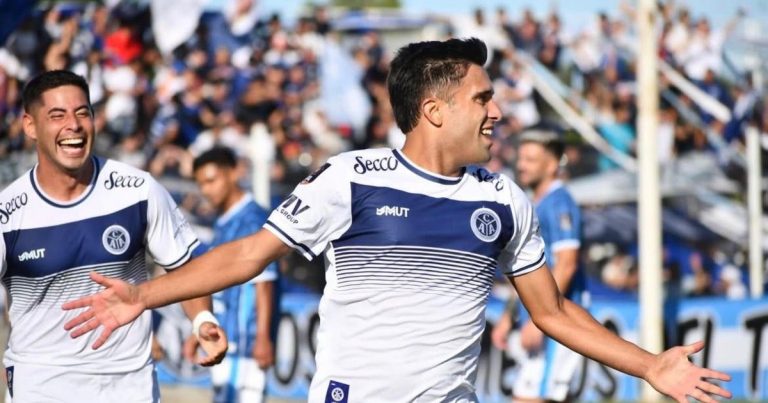 Acassuso, el equipo sensación en el arranque de la Primera Nacional