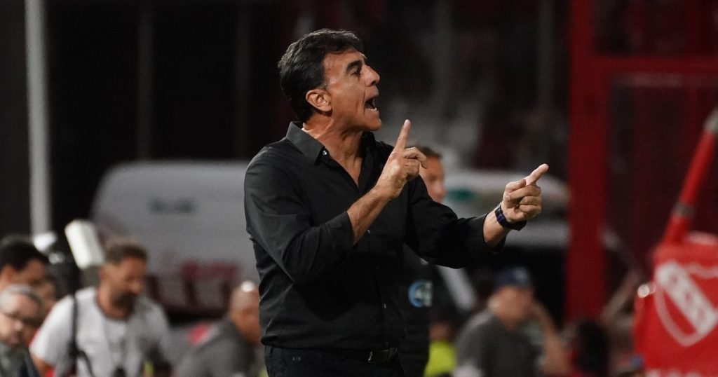 Quinteros, de "ganar te da confianza" al futuro de Lomónaco