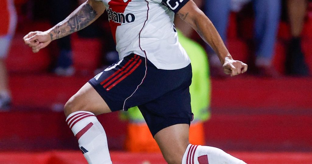 Juanfer Quintero: "Tenemos que hacernos cargo, River no puede pasar por esto"