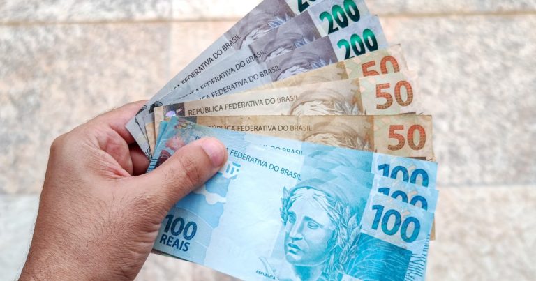 Real hoy y real blue hoy: a cuánto cotiza y cuál es el precio de la moneda brasileña este lunes 09 de febrero