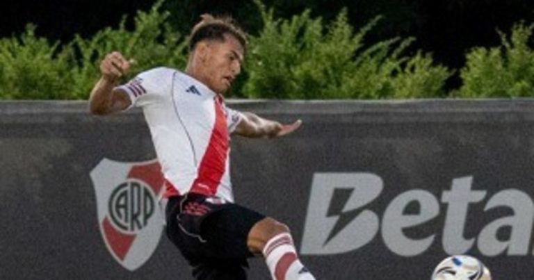 La Reserva de River arrancó el torneo con un doblete de Freitas, la vuelta de Centurión y la mirada de Gallardo