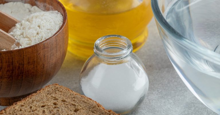 Para qué sirve mezclar vinagre con maicena y por qué lo recomiendan