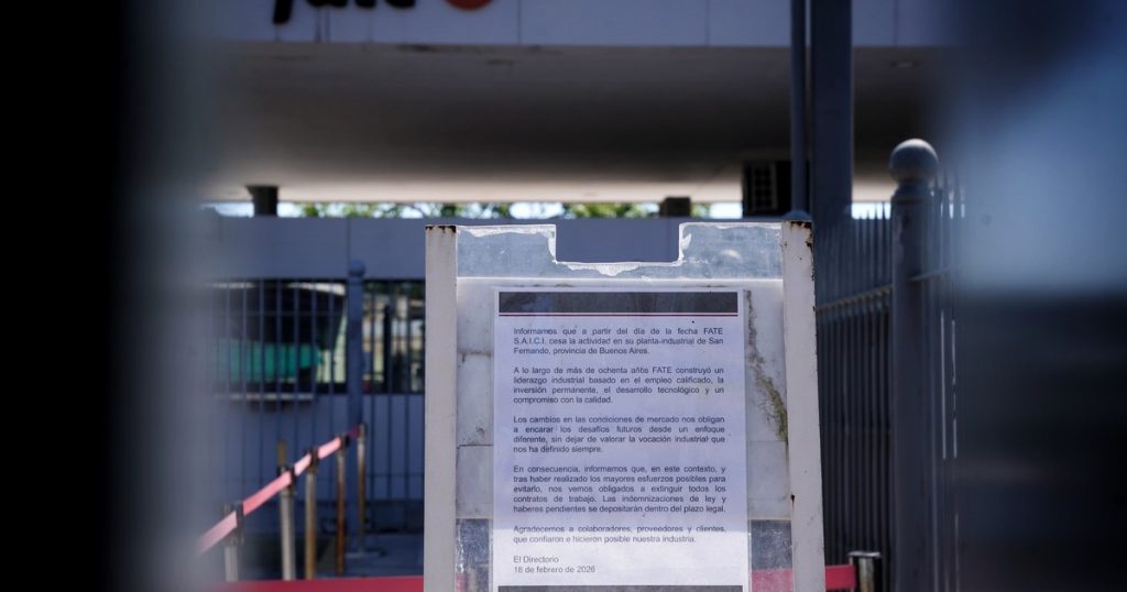 El lado B del cierre de Fate: el "efecto cascada" y los 2.500 puestos de trabajo que ahora pueden correr peligro