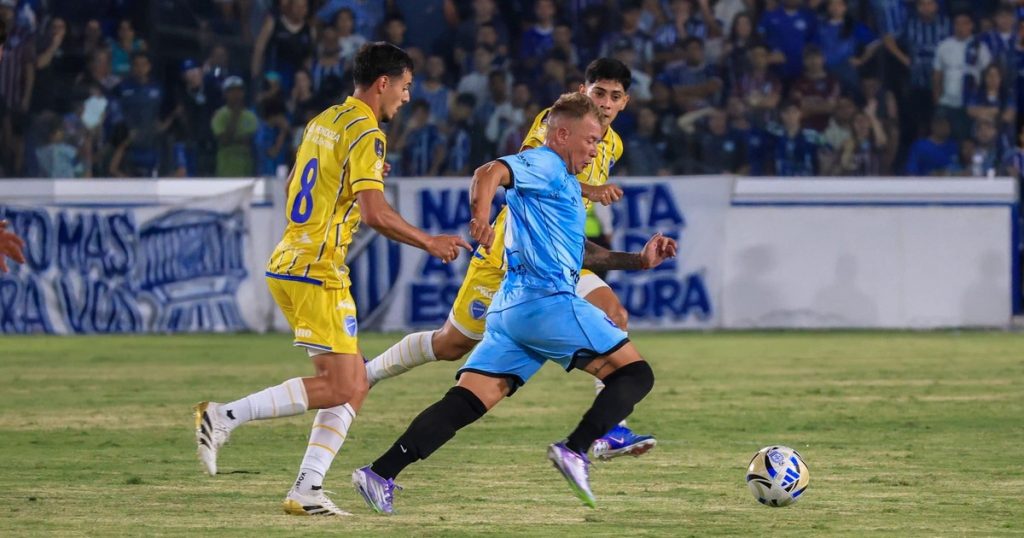 Cómo le fue al rival de River en la Copa Argentina en su debut en la Primera Nacional