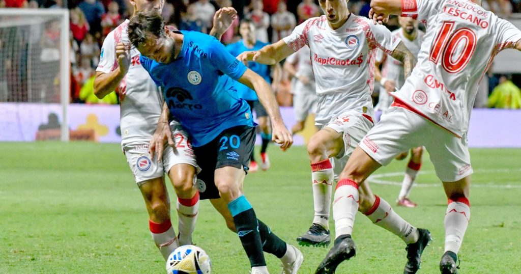 Argentinos y Belgrano no tuvieron puntería y dejaron pasar la chance de ser líderes