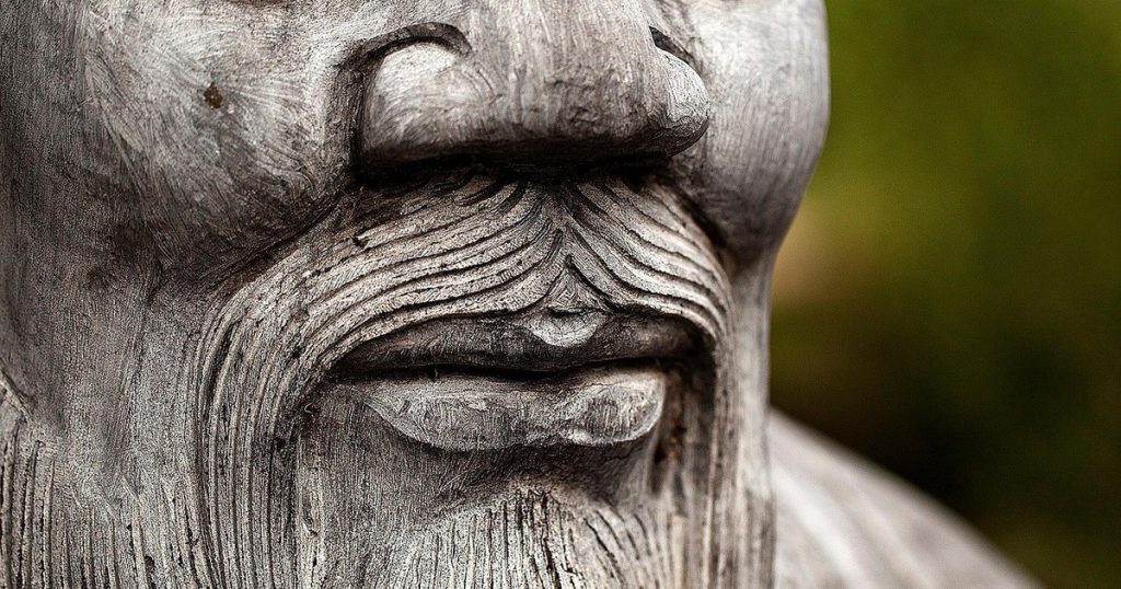 Cita del día de Confucio, filósofo chino: "Mejor un diamante con un defecto que una piedra sin él"