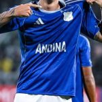 Video: el golazo de un argentino a un arquero mundialista desde atrás de mitad de cancha