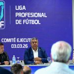 Los hinchas quedaron rehenes