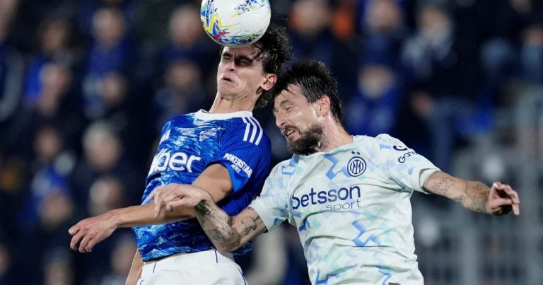 Sin Lautaro por lesión y con Nico Paz y Maxi Perrone de arranque, el Como empató frente al Inter en la ida de las semis de la Copa Italia